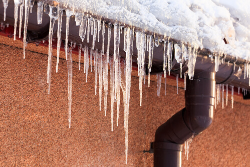 Avoiding Ice Buildup on Your Roof